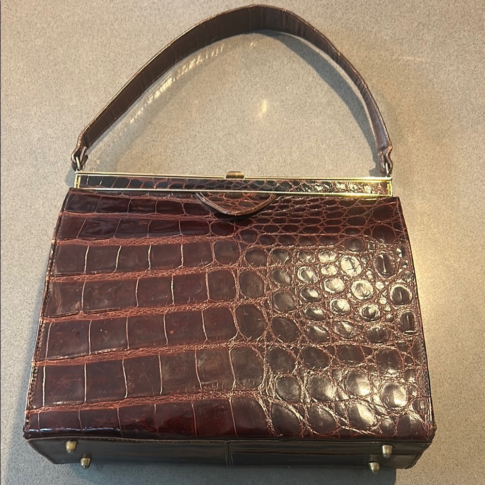 Vintage Vassar Alligator Purse